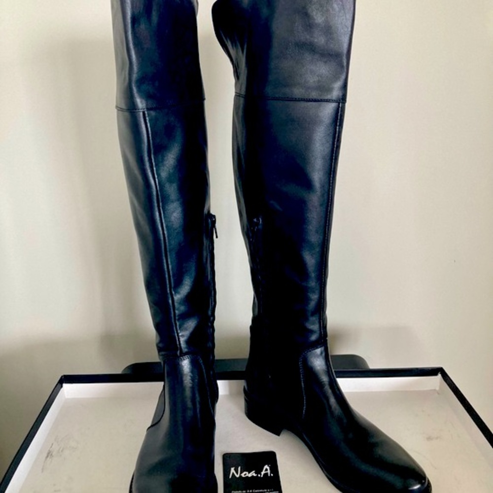 Gorgeous Italian Leather OTK Boots - Black 8
